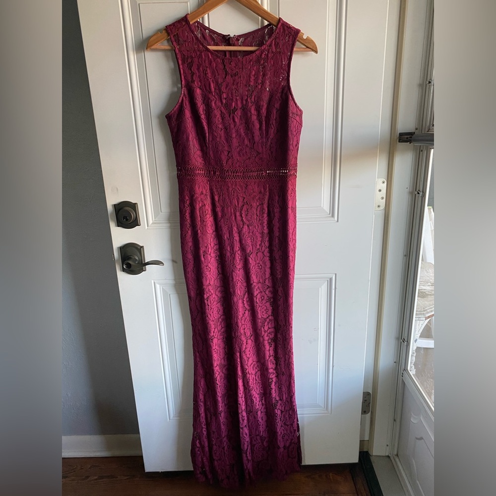 Lulus Music of the Heart, Burgundy lace maxi dress